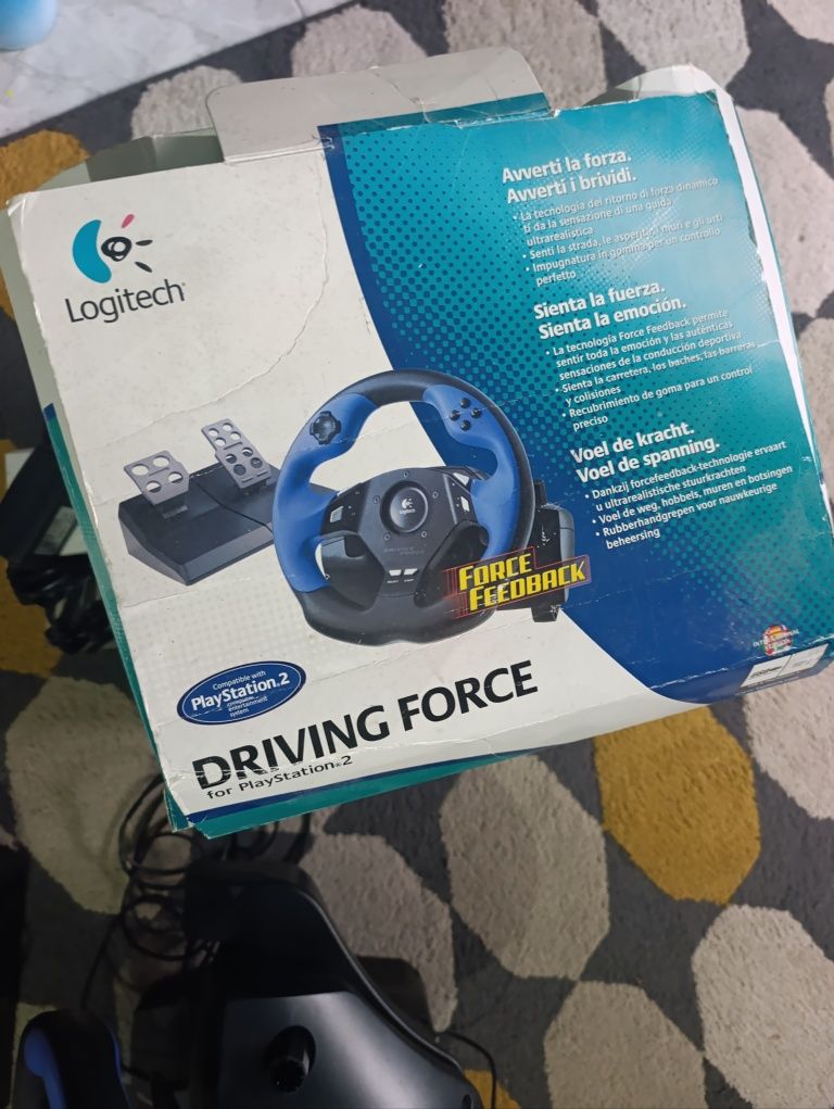 Volante e pedais Logitech ps2