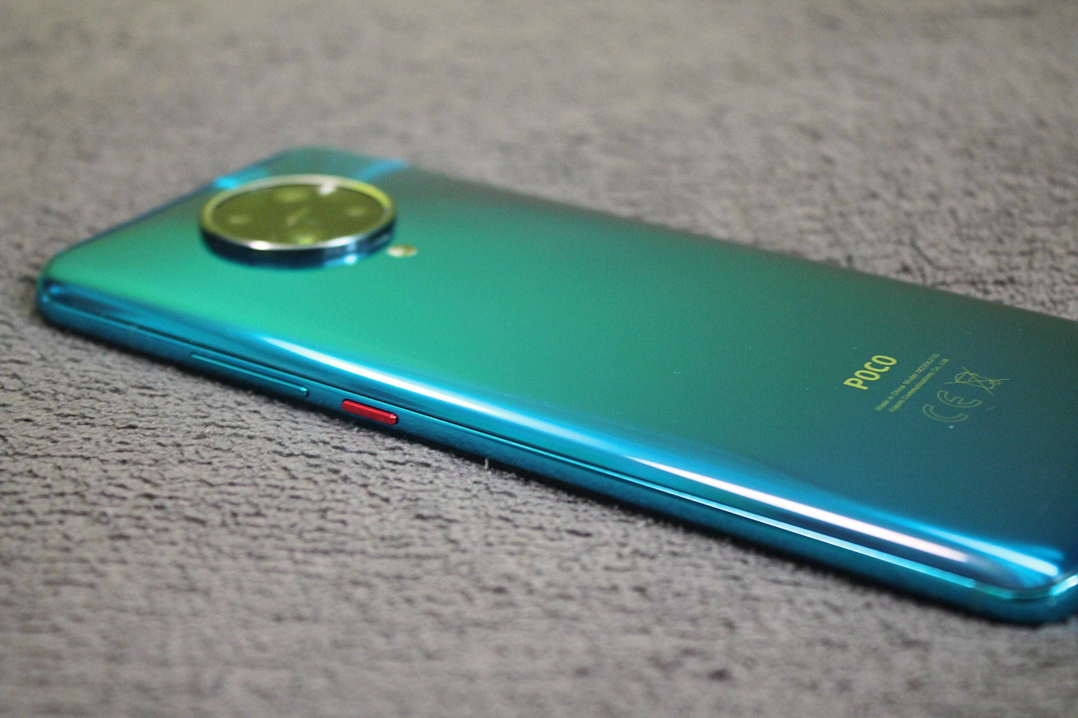 Телефон POCO F2 Pro / 6.67" AMOLED / 6+4GB / 128GB / NFC / 4700 мА*ч!