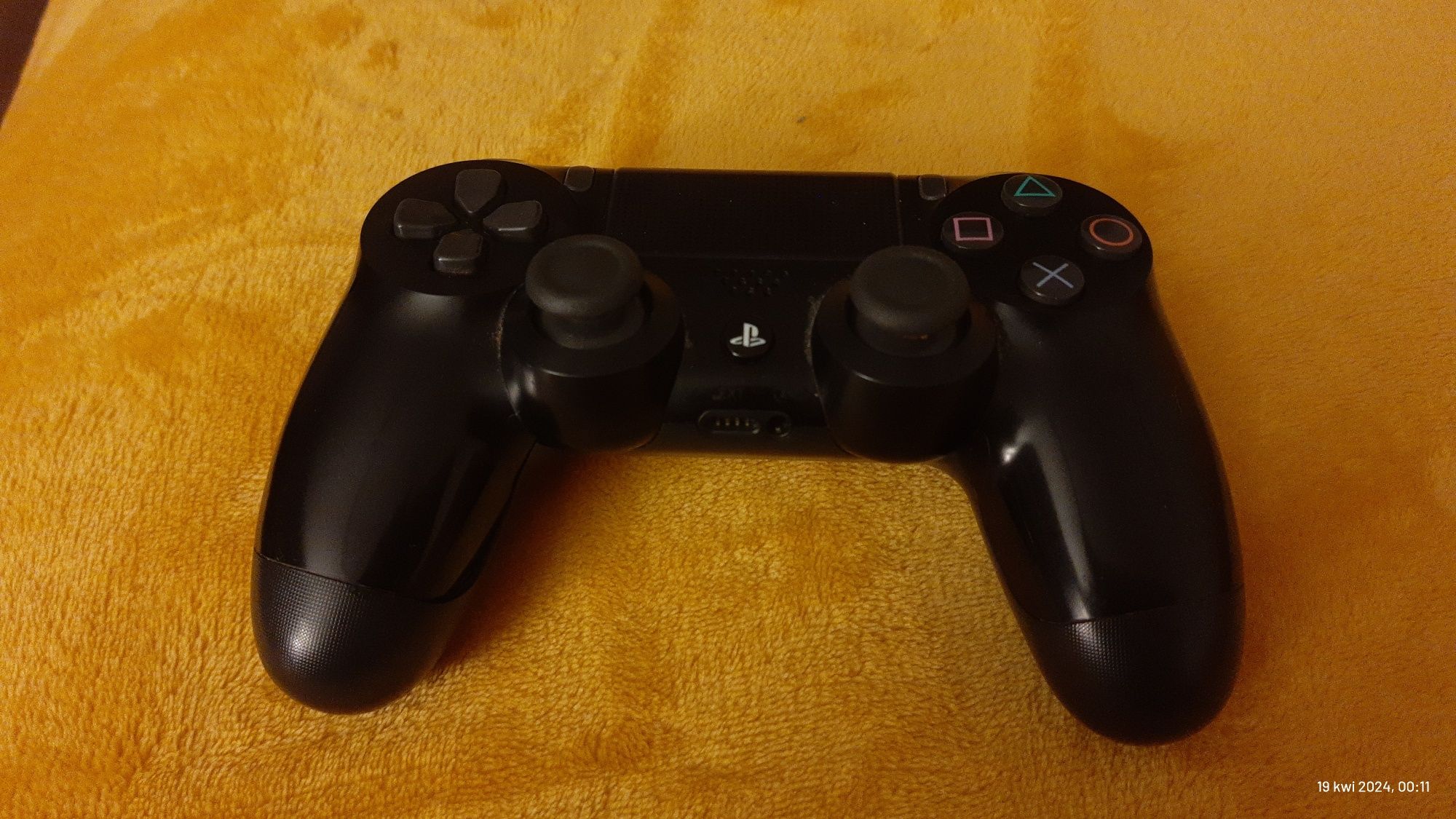 Pad Sony ps4 uzywany