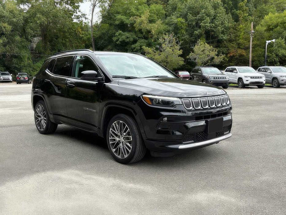 Jeep Compass Limited      2022