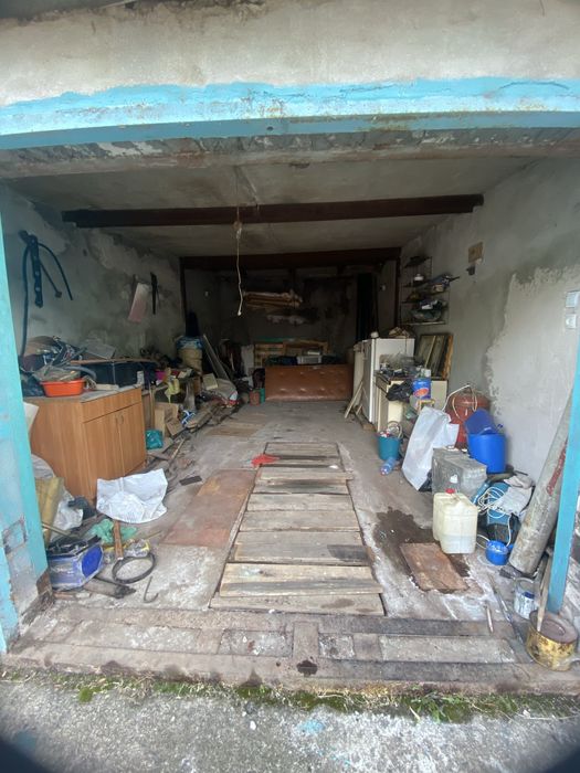 Продам гаращ на 28 стоянке
