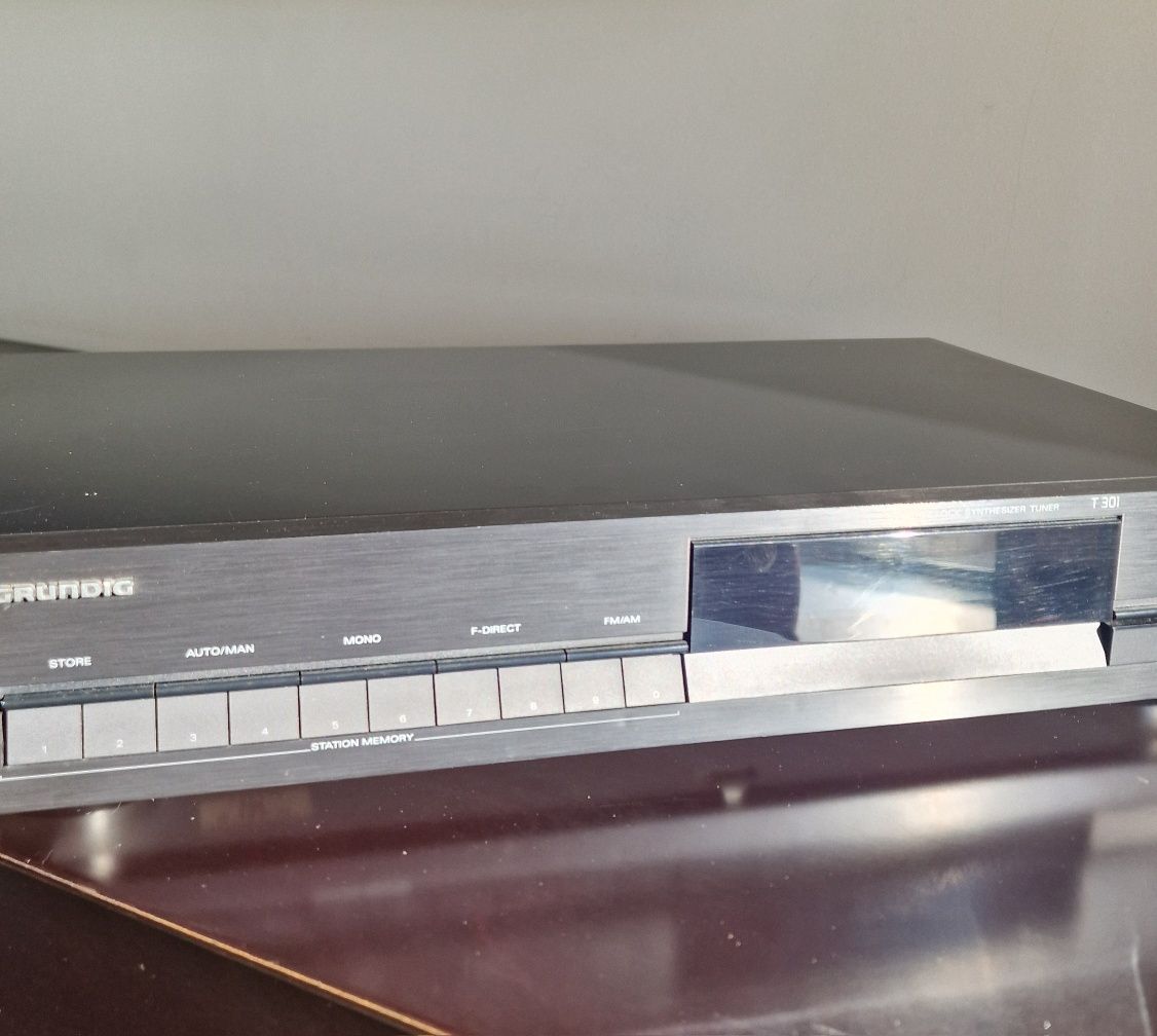 Grundig radio T301