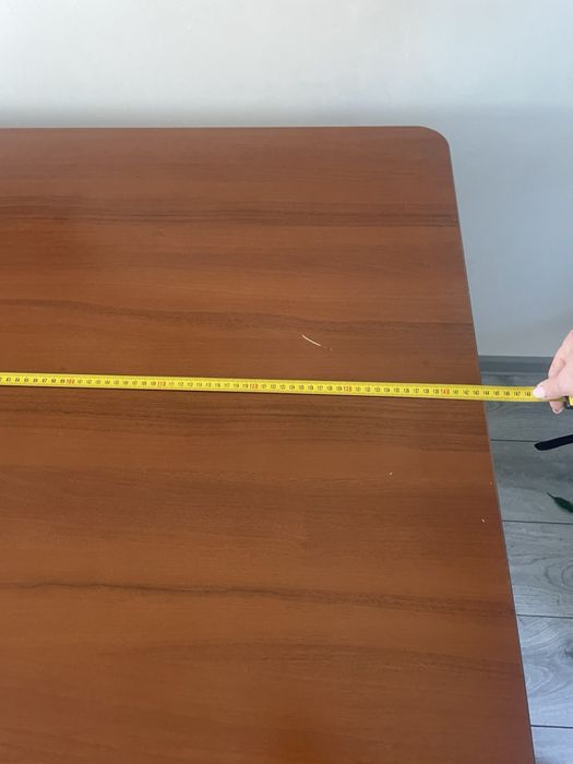 Компютерний і письмовий стіл