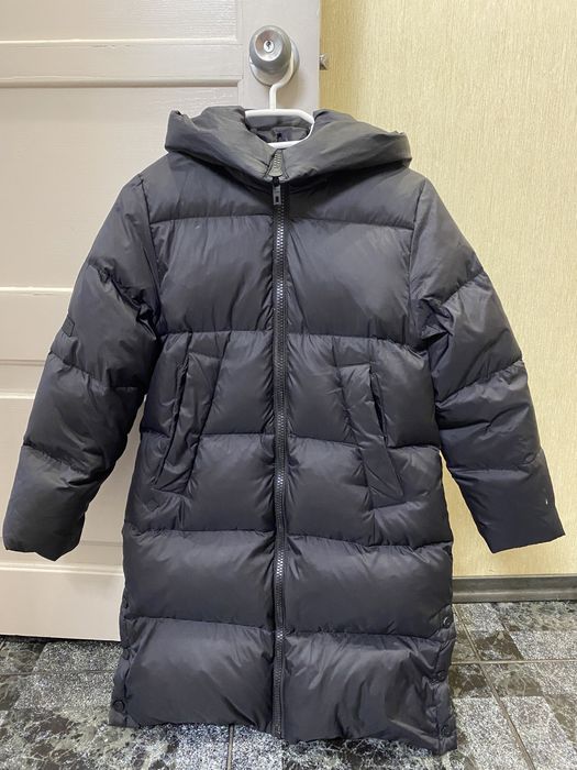 Пуховик ZARA Зара дитячий чорний подовжений