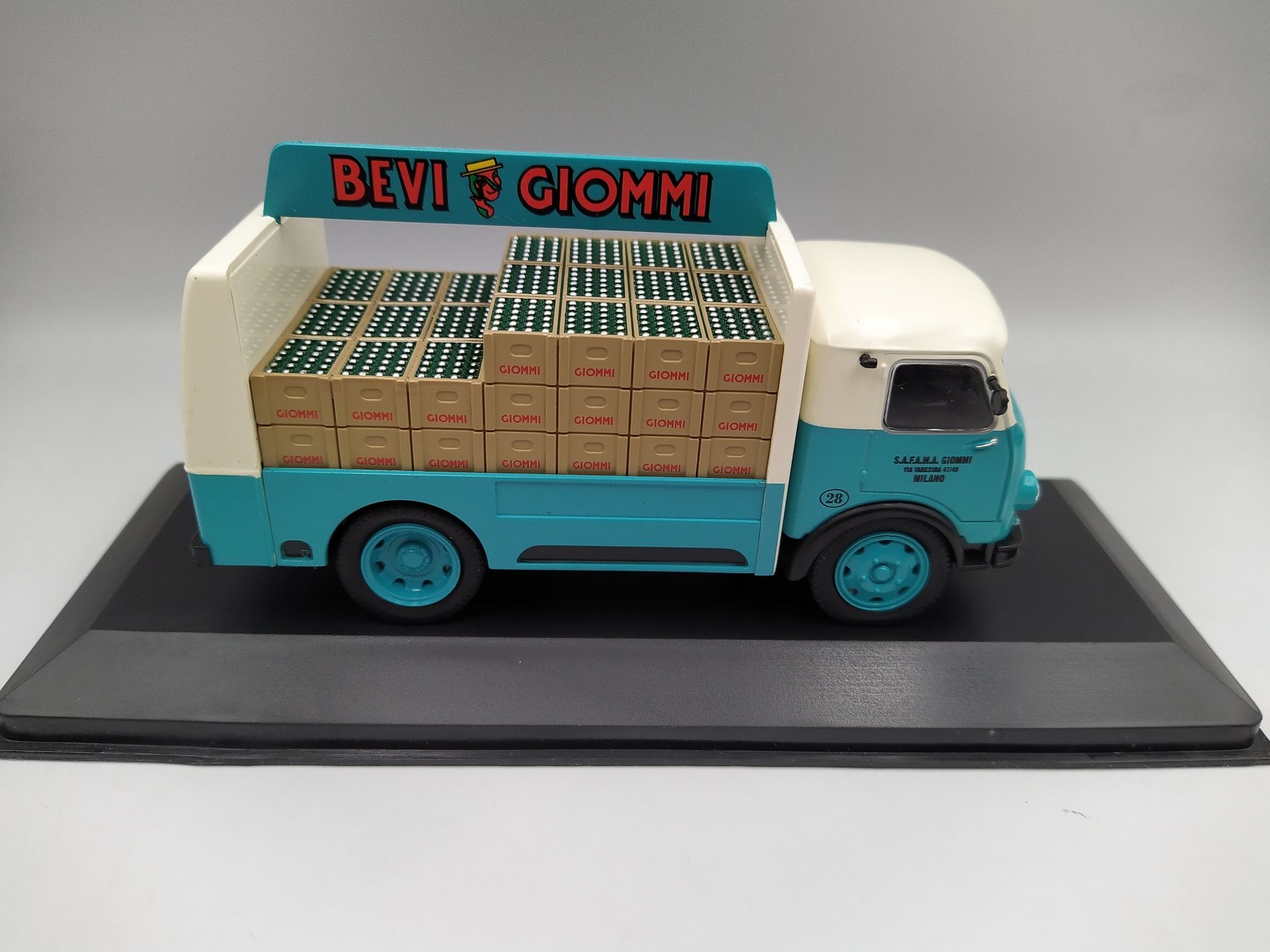 OM leoncinio Portabottiglie Giomi Eaglemoss Altaya 1:43