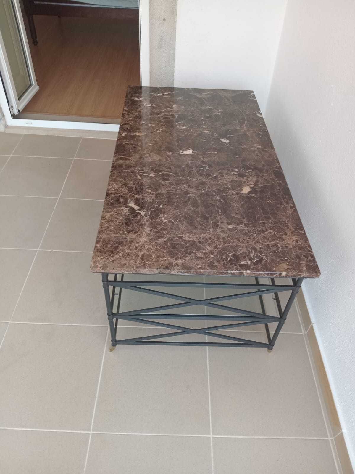 Mesa em Mármore Moderna