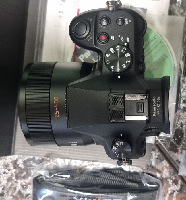 Фотоапарат Panasonic fz1000 + рюкзак для фотика