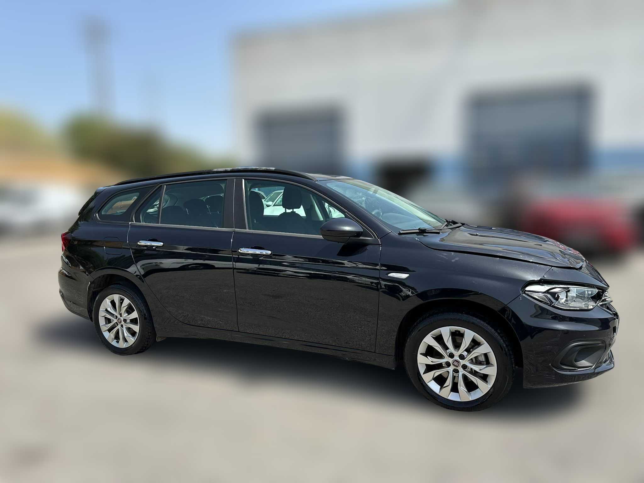 Fiat Tipo 1.3 D SW de 2019 Salvado