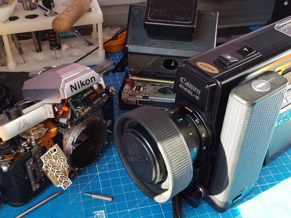 Ремонт плівкових камер та Polaroid SX-70 / 600серії
