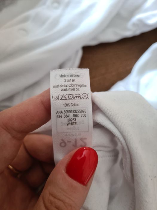 Zestaw 3 pajacyki biale 74 - 80 antyposlizgowe stopy