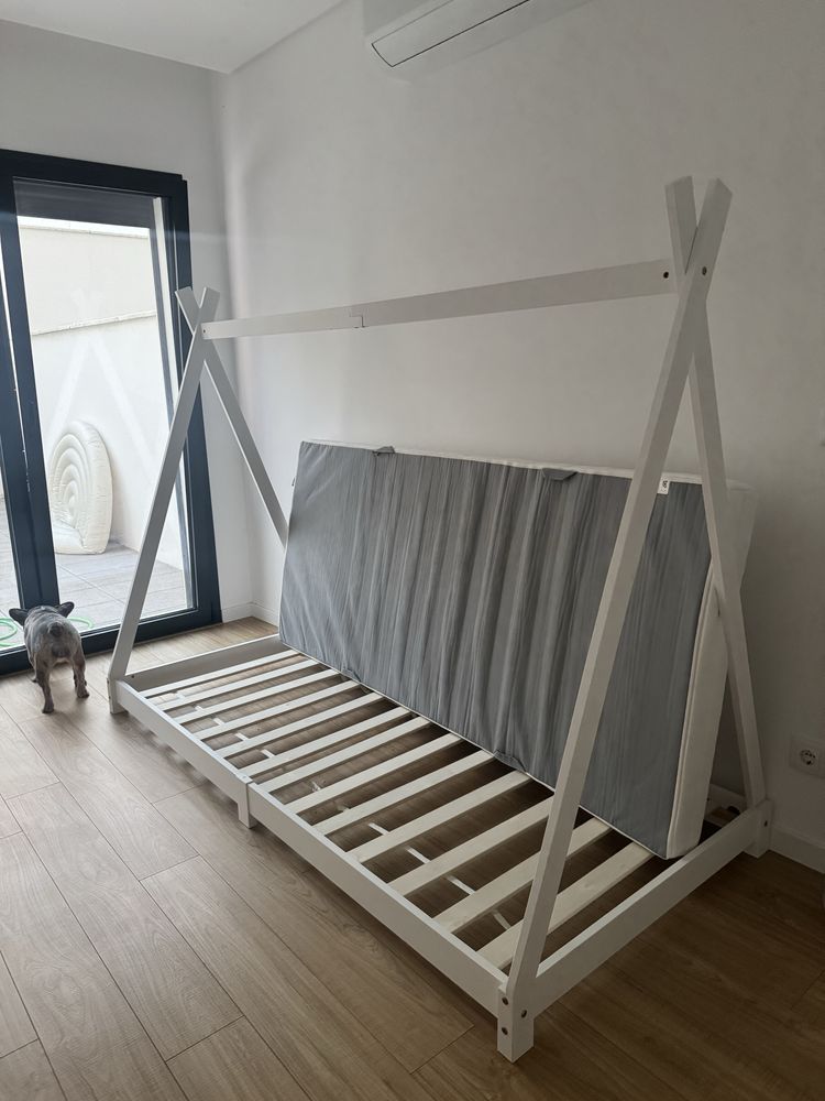 Cama cabana branca com colchao