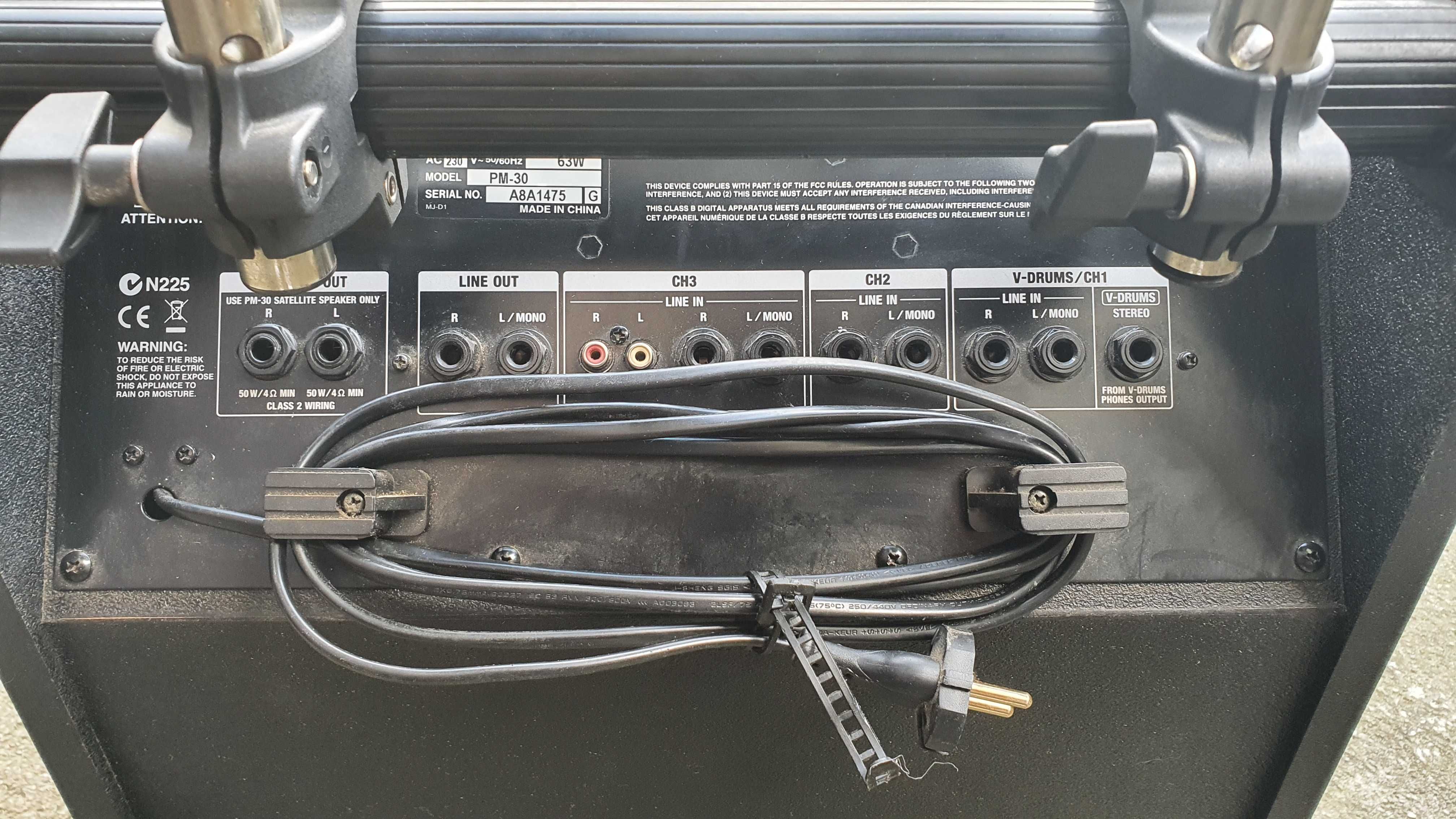 Roland PM 30 Monitor, odsłuch do perkusji 200W 2+1 (2 X 50W + 100W)