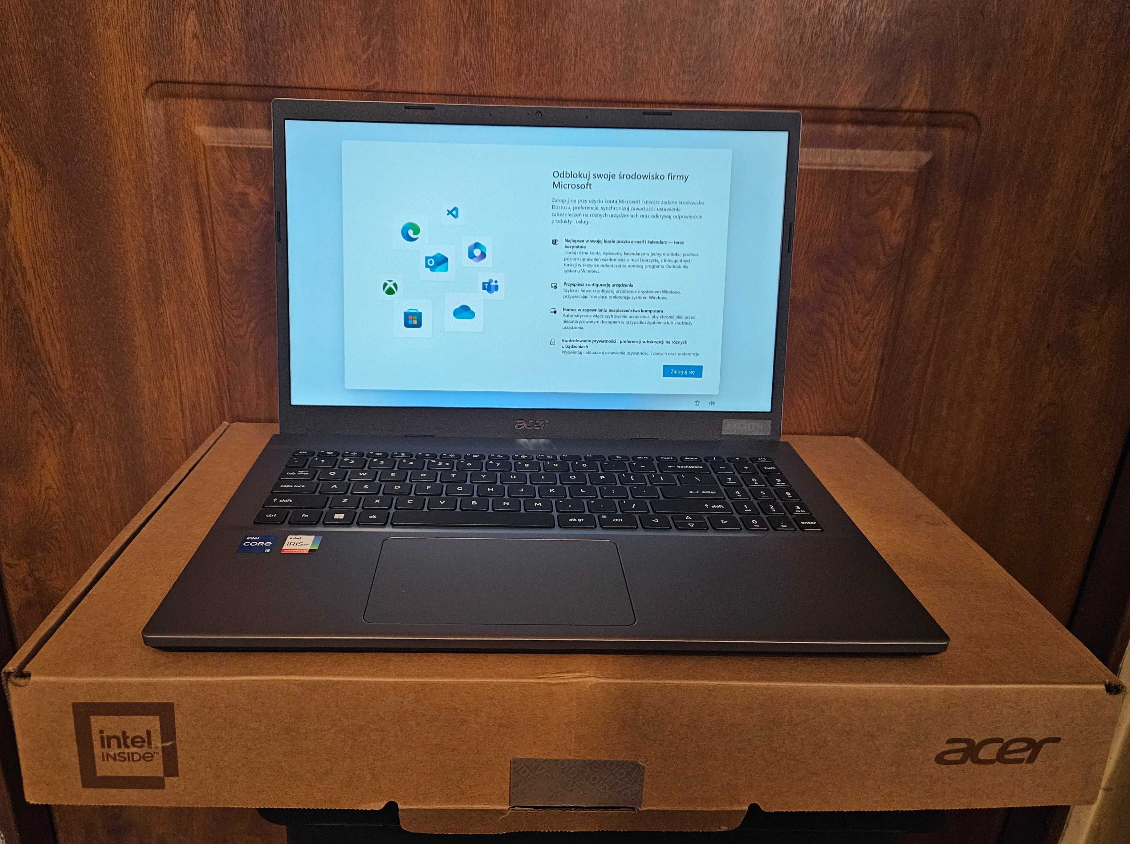 [2336/N/24] Acer Extenza 15