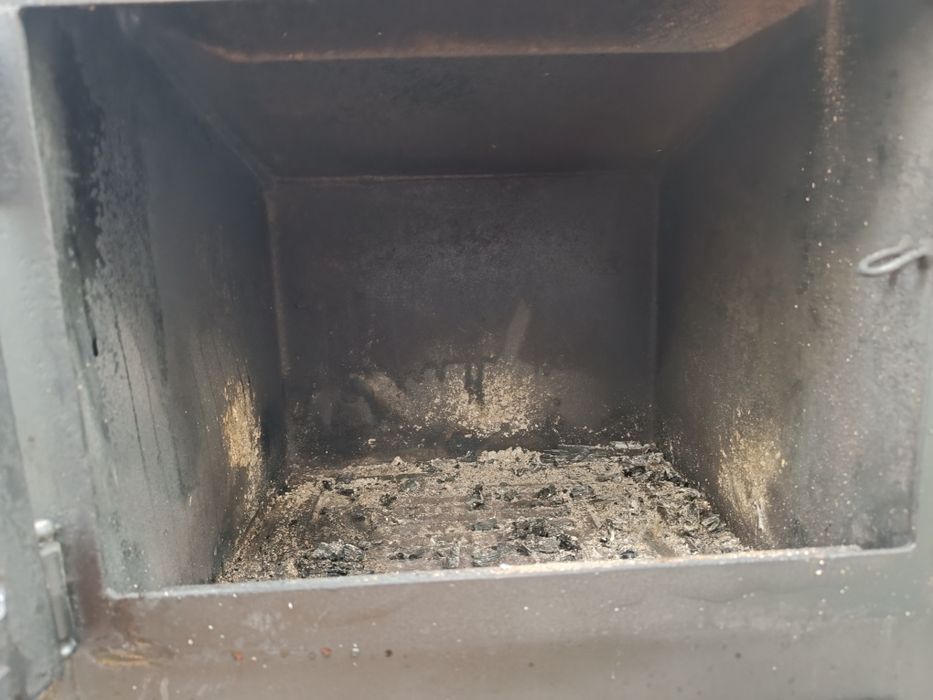 Piec koza kominkowy Prity z płaszczem wodnym