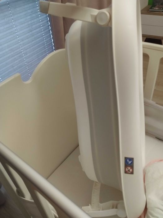 Łóżeczko Meblik 140-70 z materacem, wypos. i wanienką do kapania