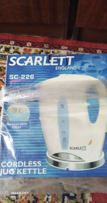 Электрочайник Scarlett SC-226