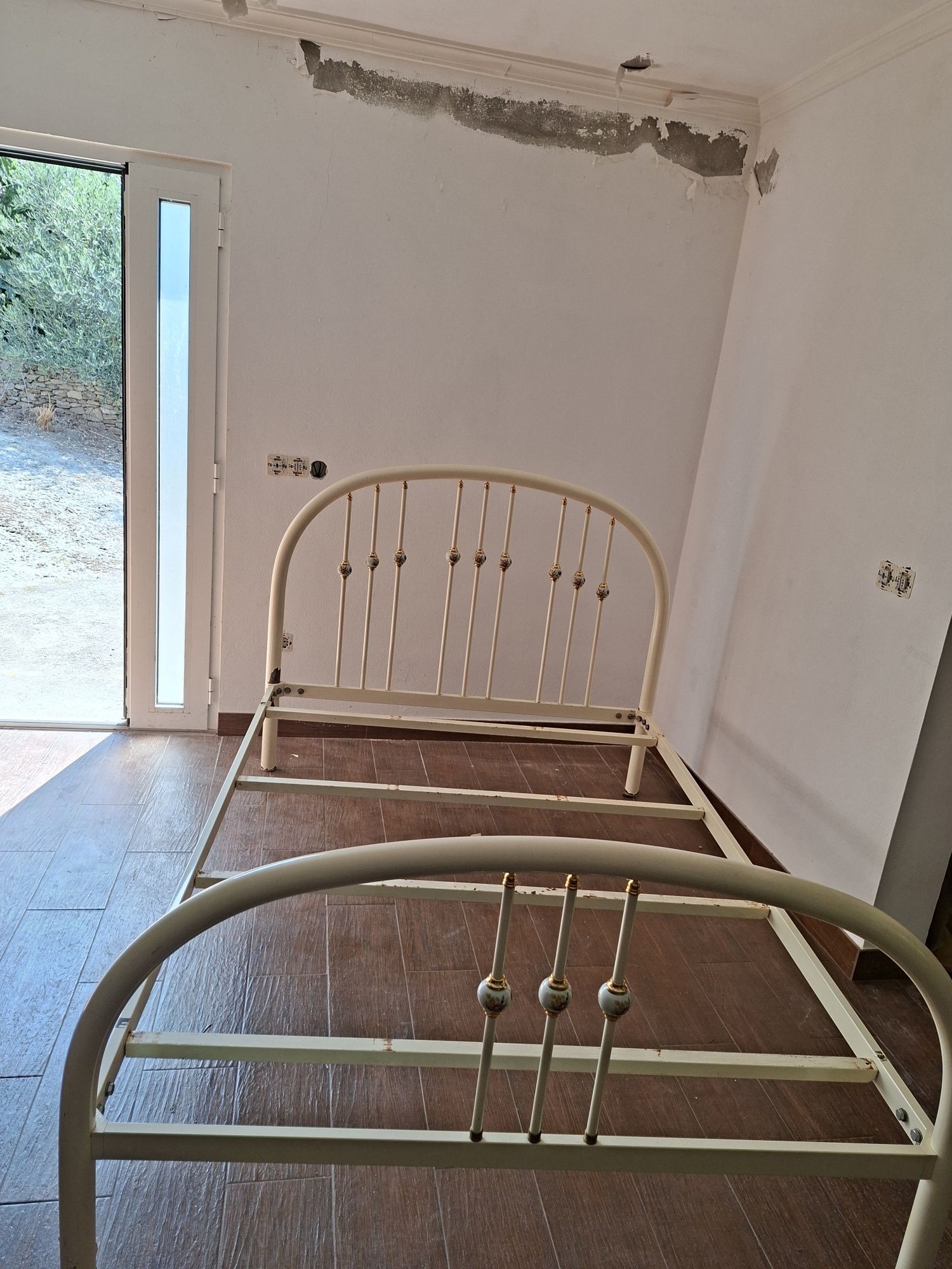 Uma Cama muito Gira e muito Fixe.