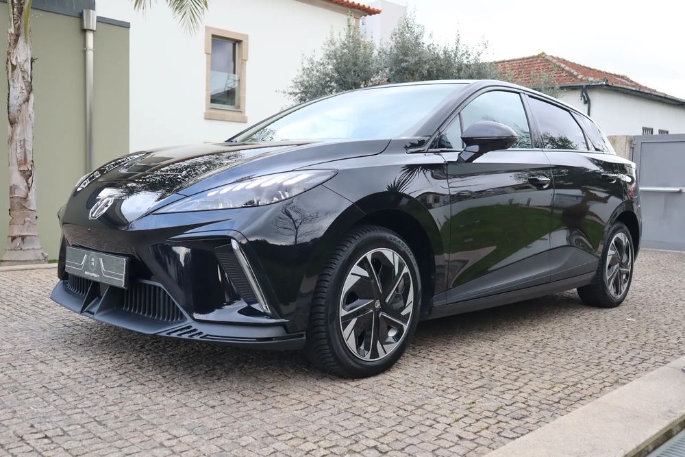 MG MG4 4 Luxury 64 kWh