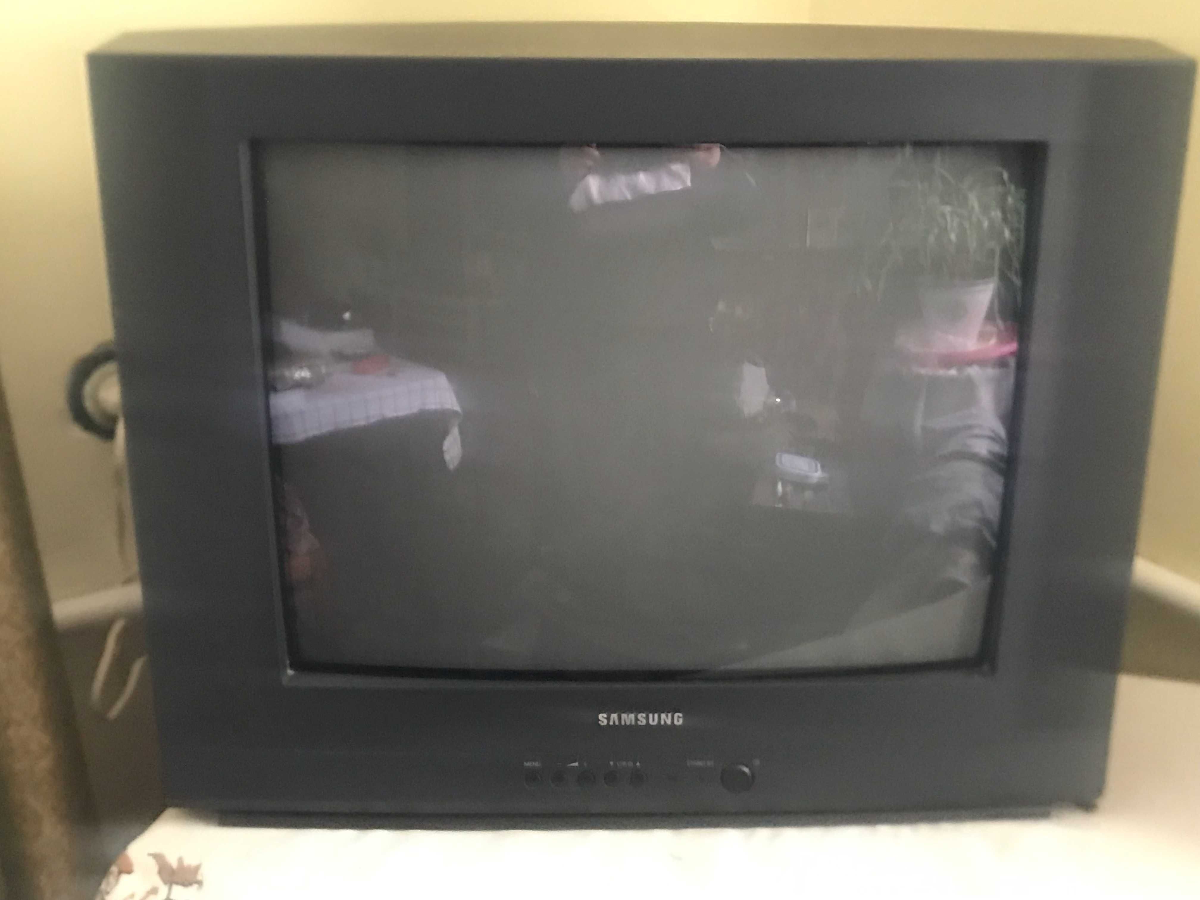 продам диван малютка