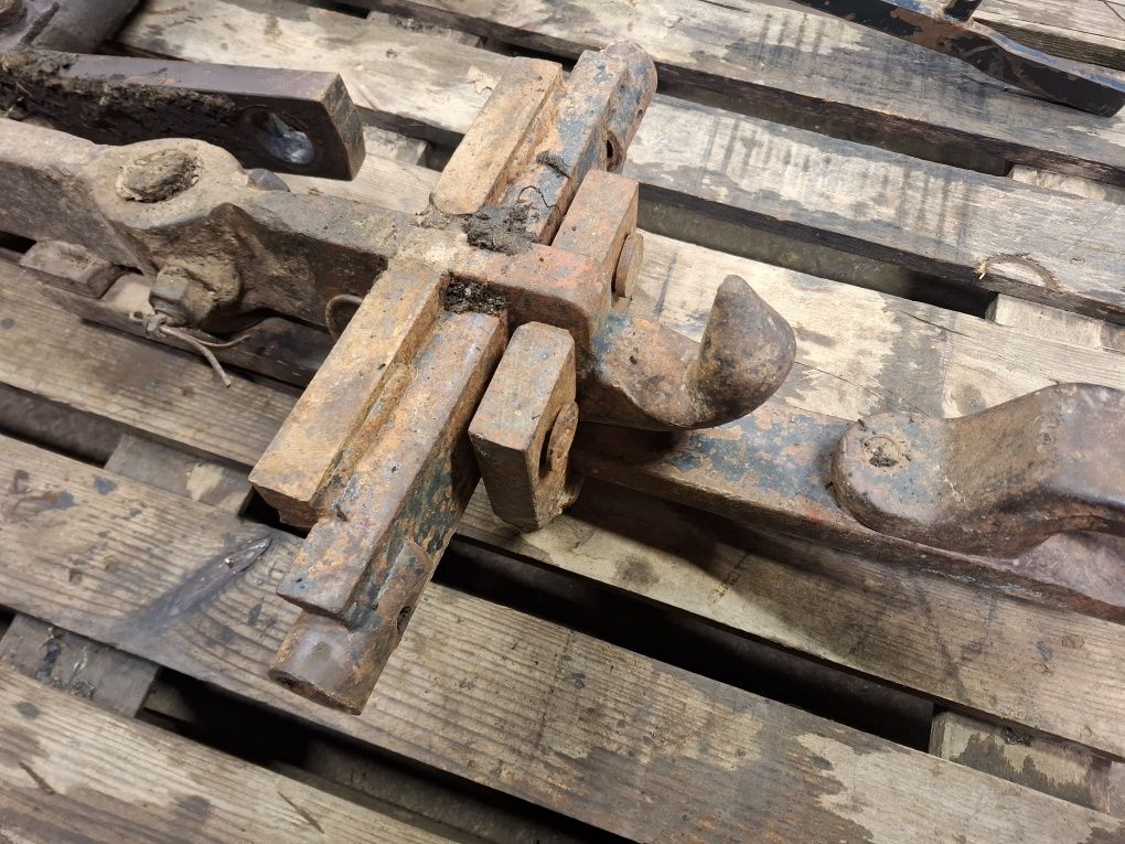 Zaczep dolny polowy hitch zetor ursus 16145, 8111zaczep cały komplet