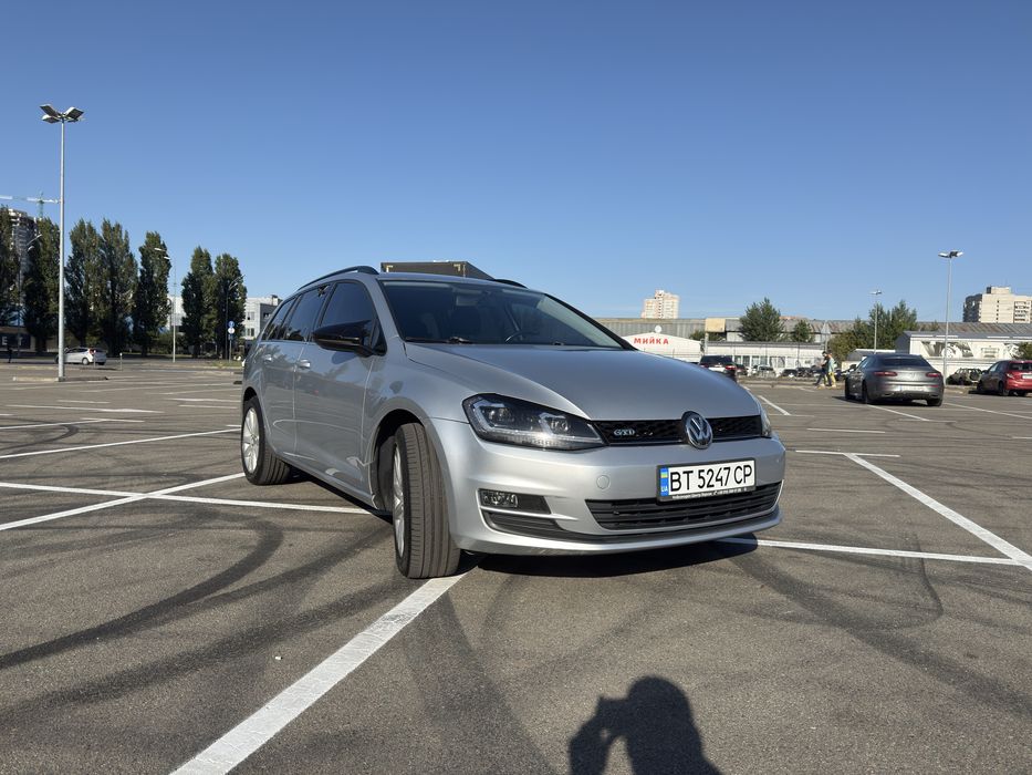 Volkswagen Golf VII 2.0 tdi 2015