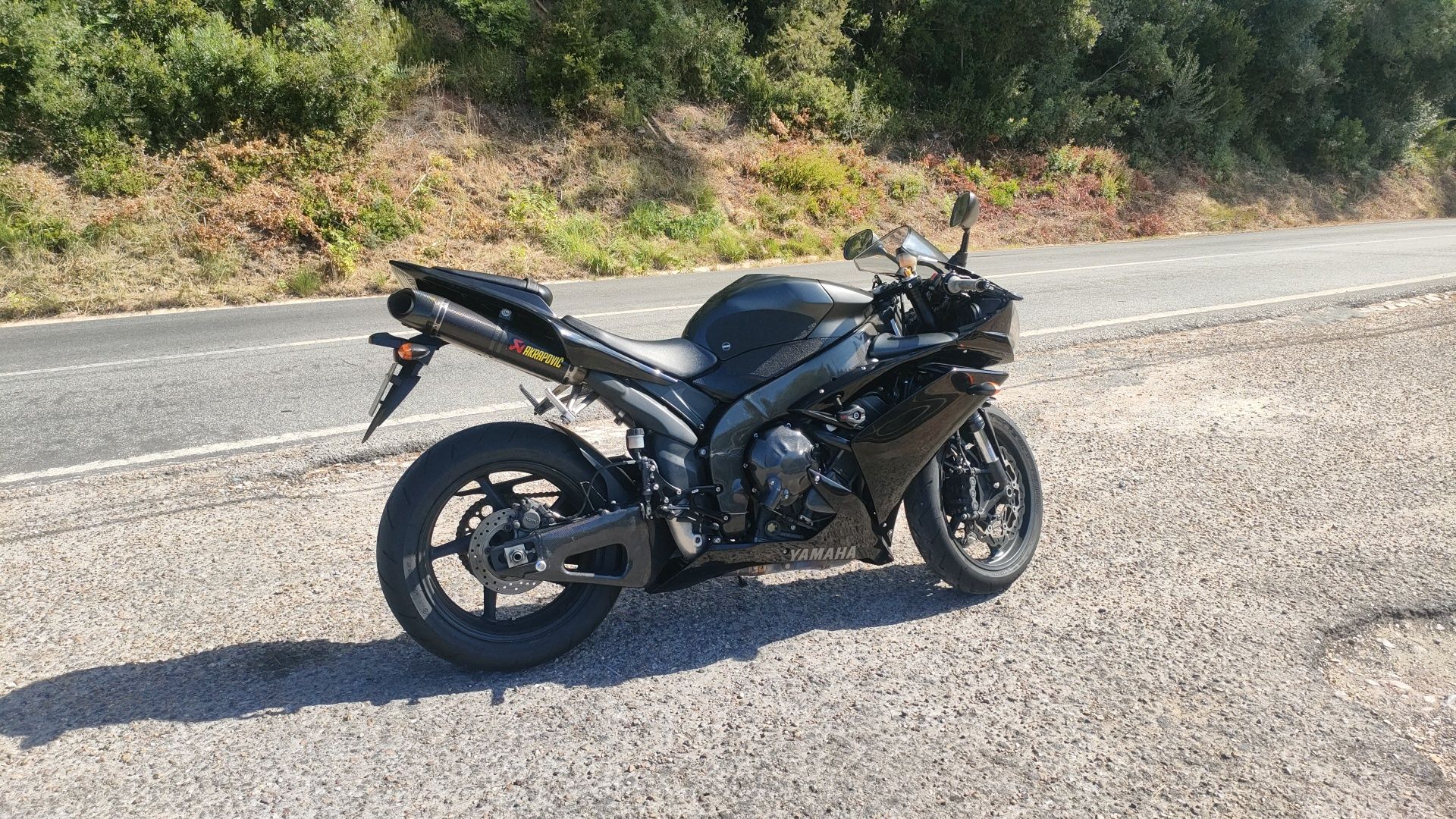 Yamaha YZF R1 + extras 2008