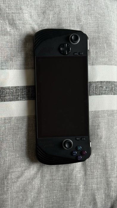 Rog Ally X Z1 Extreme (RC72LA)