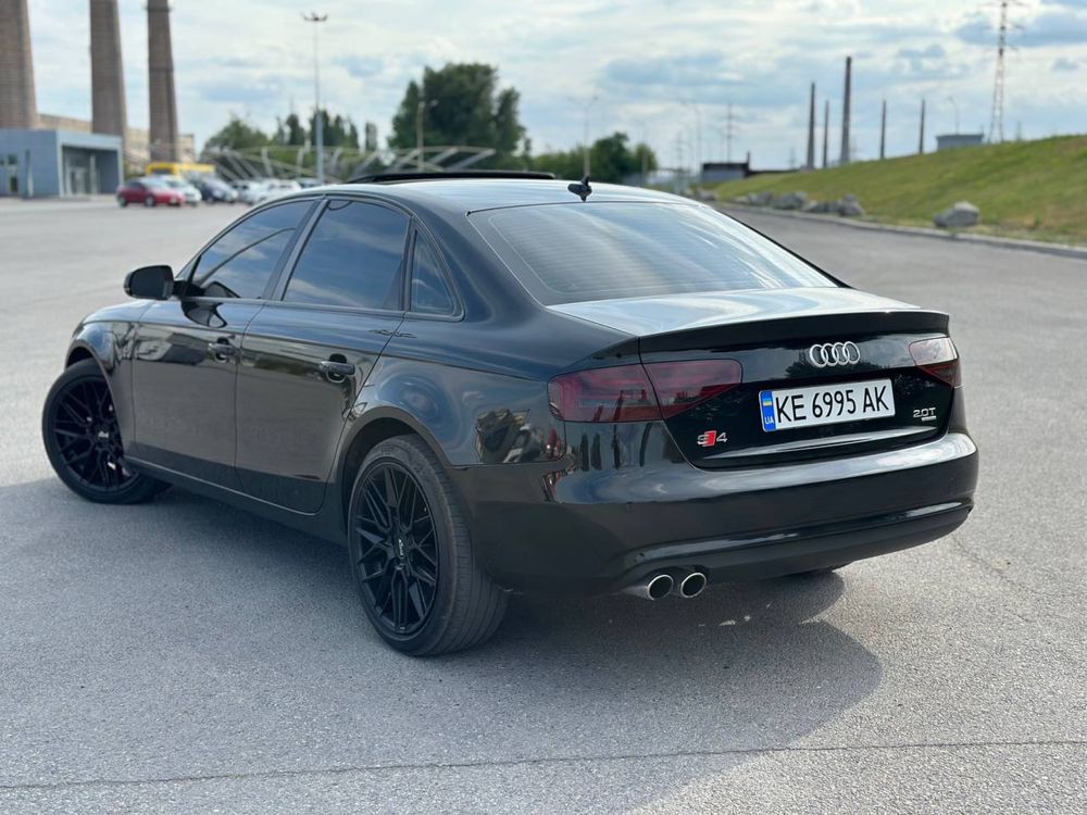 Audi A4 B8 2013 - Premium - Quattro.