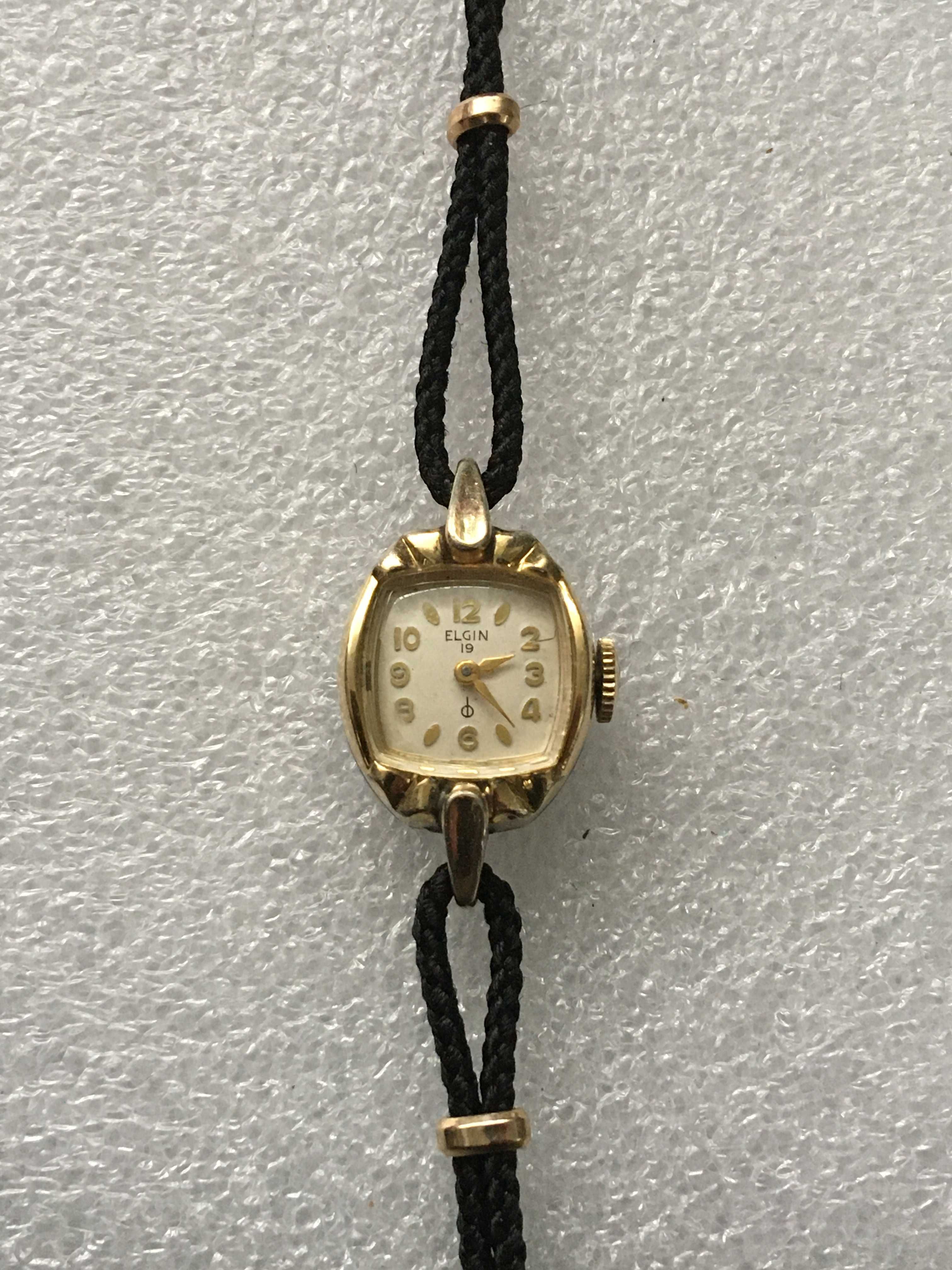 Kolekcjonerski zegarek damski mechaniczny ELGIN 832 19j złocony
