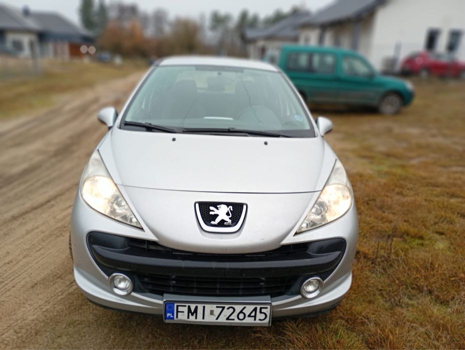 Peugeot 207 rok 2009