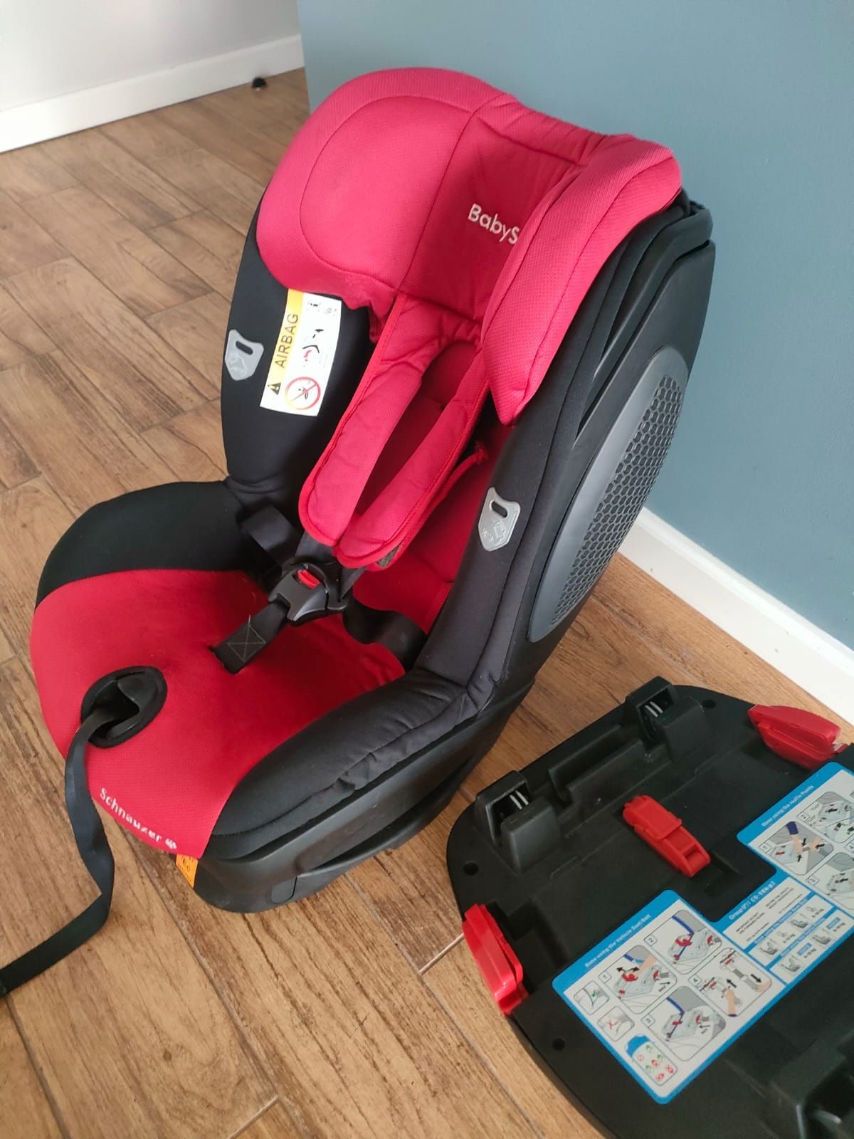 Fotelik dziecięcy Babysafe z bazą Isofix