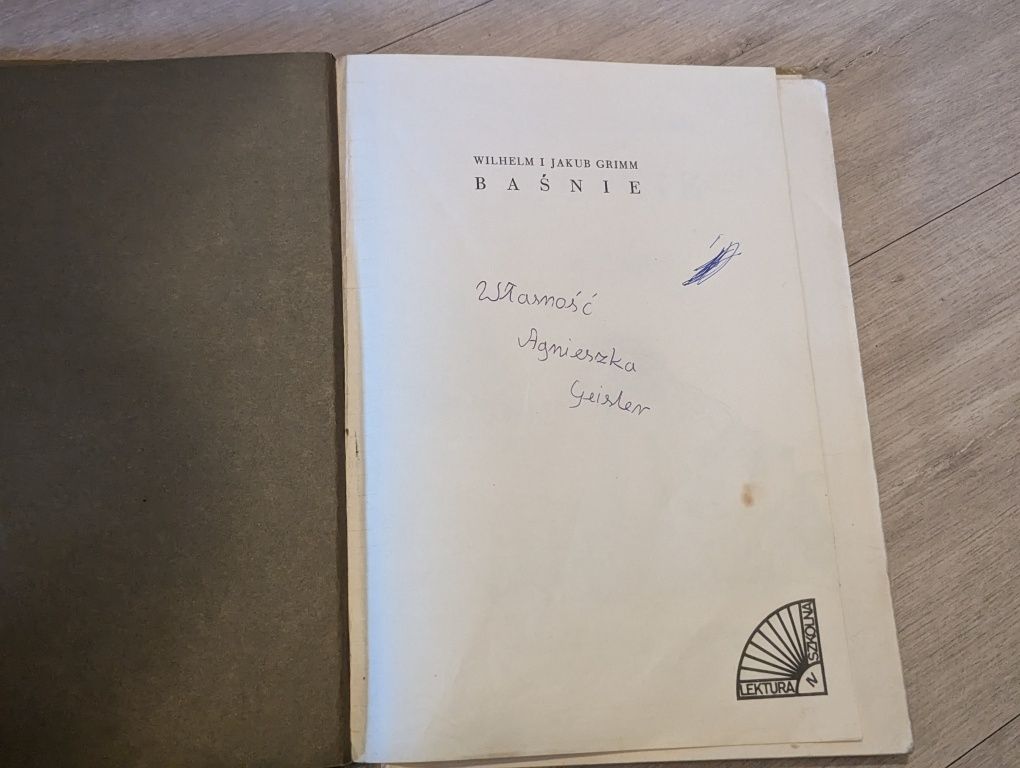 Basnie braci Grimm, stara ksiazka