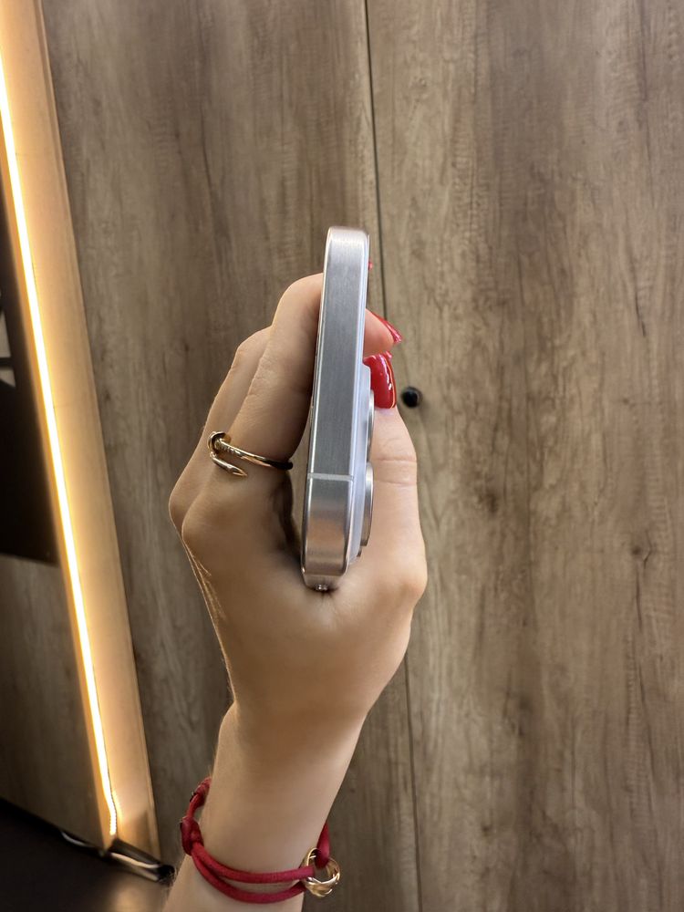 IPHONE 15Pro 128 White Titanium Neverlock Костюшка,5