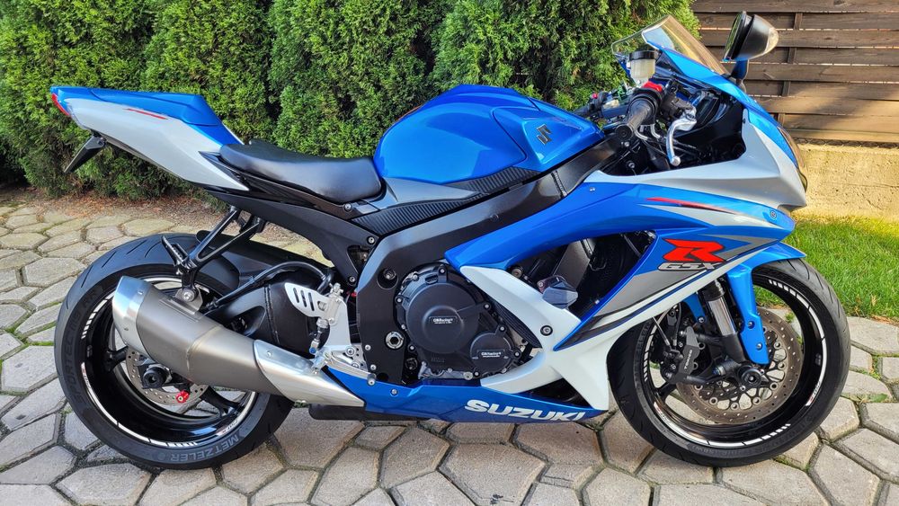 Suzuki GSXR 750 z Niemiec SUPER STAN tylko 32tyś.km Extra dodatki