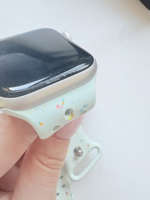 Apple Watch SE + 12 pasków