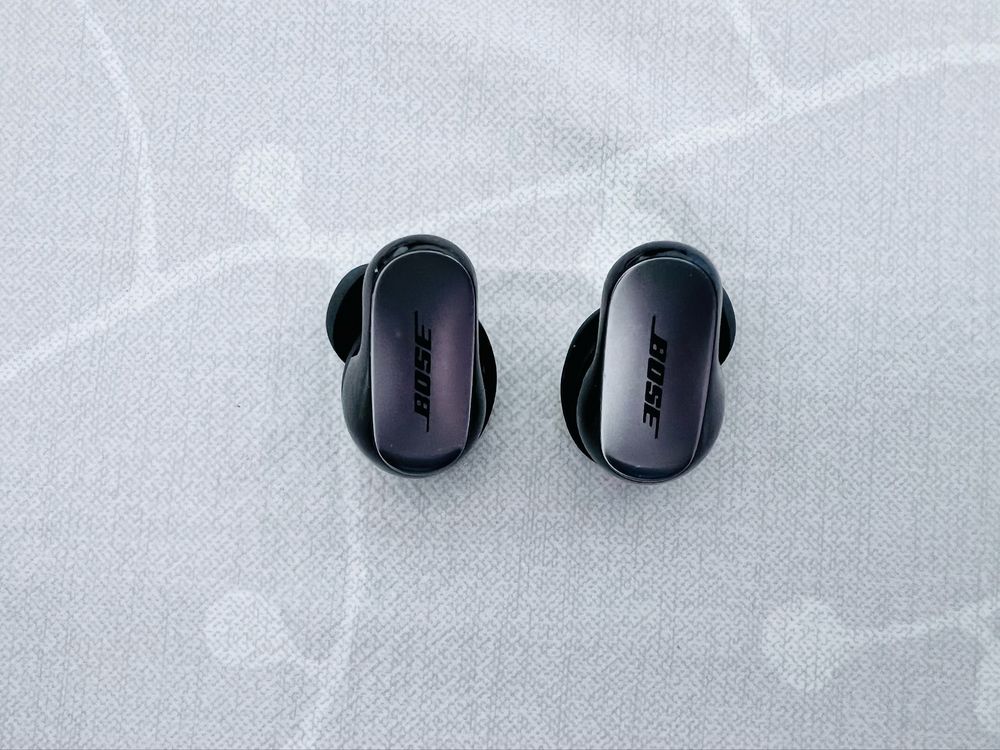 BOSE Quietcomfort Ultra Earbuds - c/Garantia