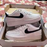 Nike air force 1 białe z czarnym znaczkiem  czarne 38 damskie