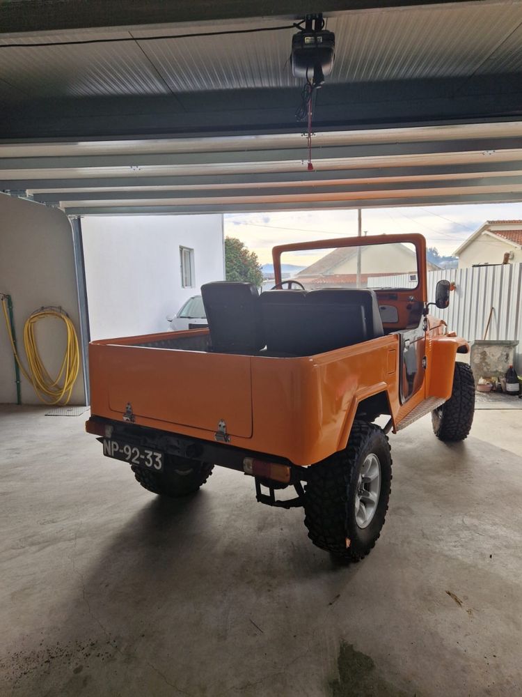 Jipe Toyota BJ 40