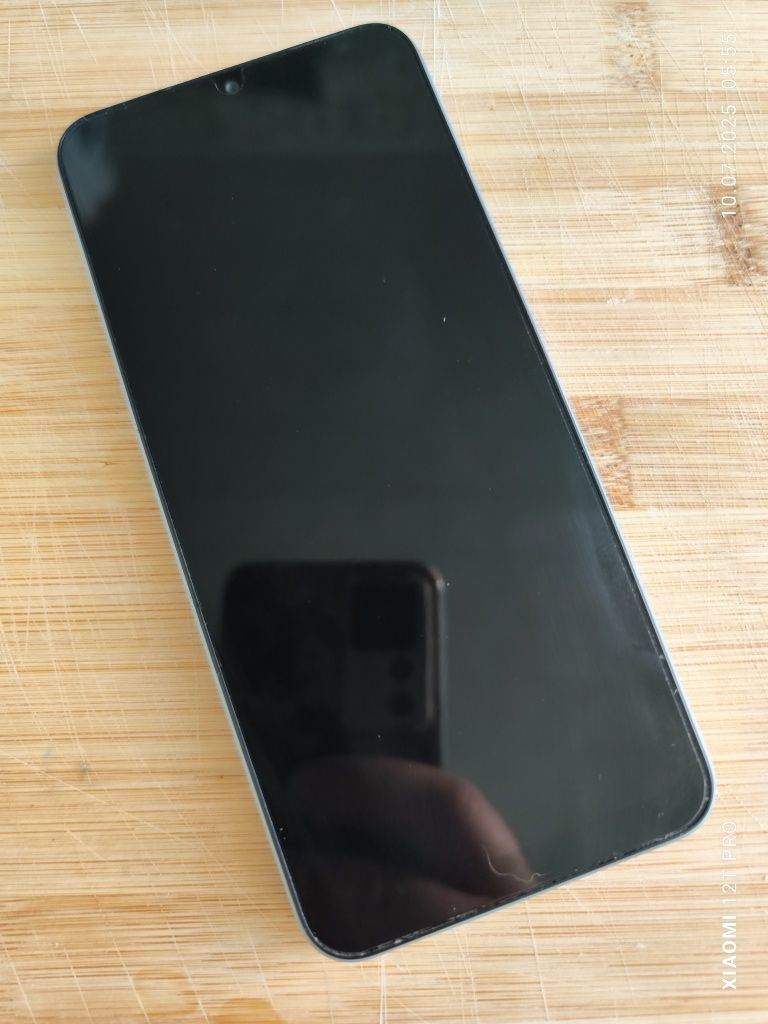 Продам  телефон  realme c30s