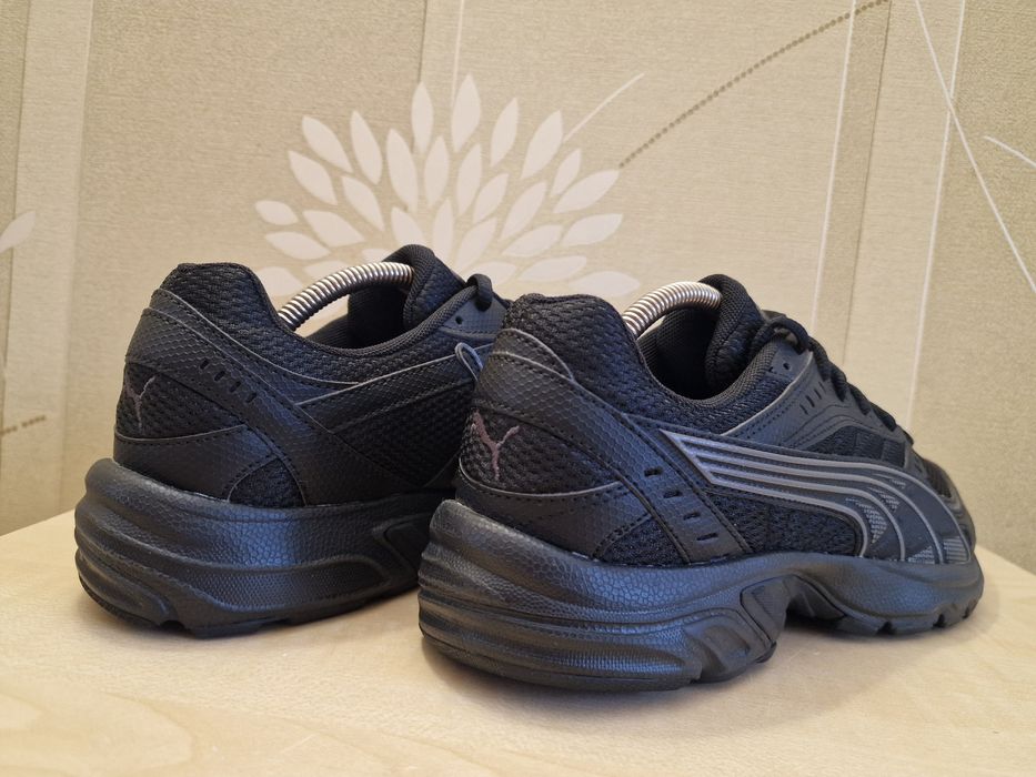 Чоловічі кросівки Puma Axis оригінал розмір 42