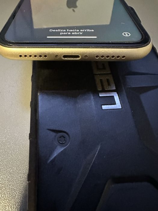 Smartfon Iphone XR 64GB