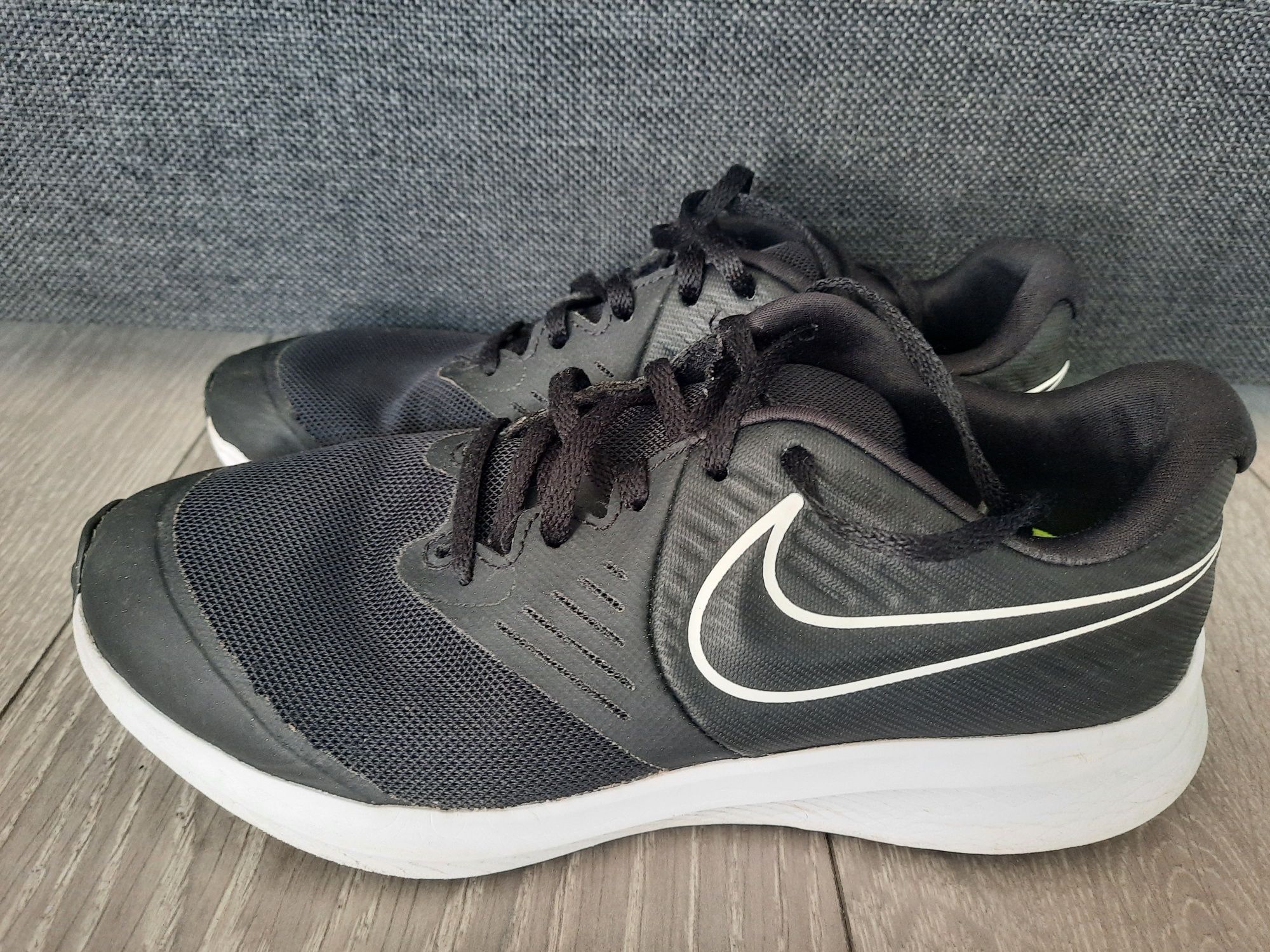 Buty sportowe Nike roz 37,5