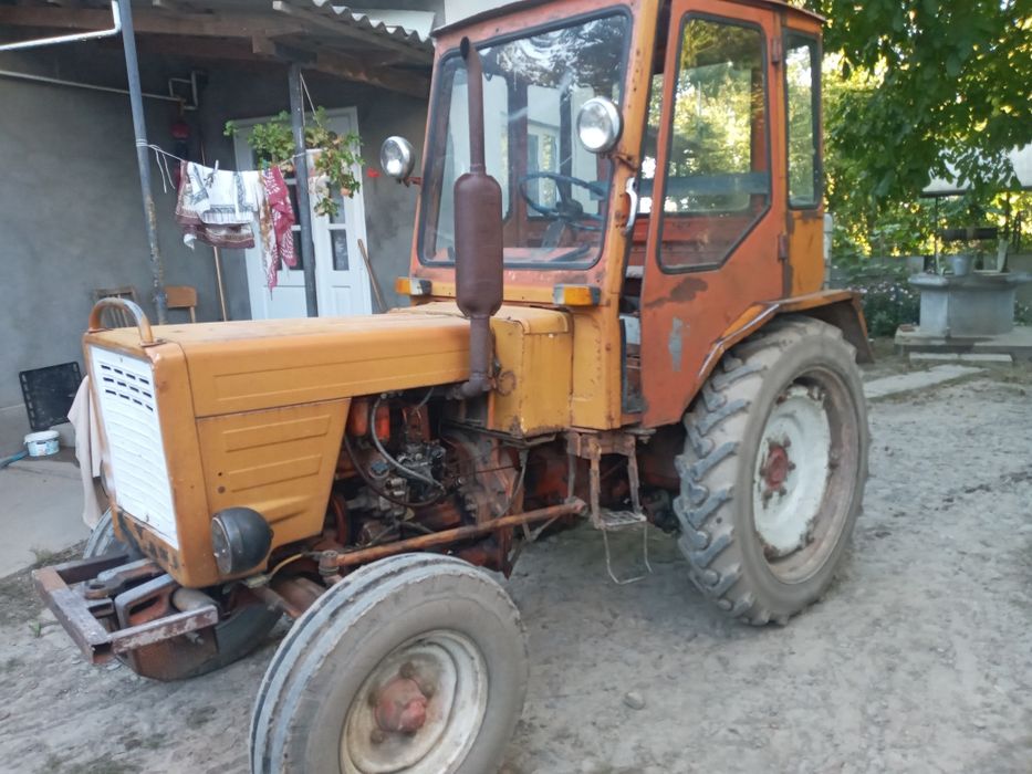 Продам Трактор Т25
