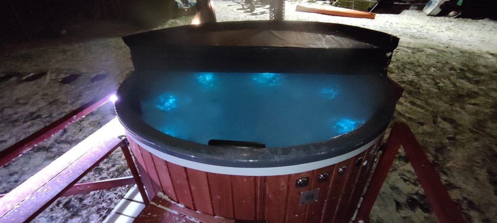 Sauna i jacuzzi  nad jeziorem blisko Szczecina