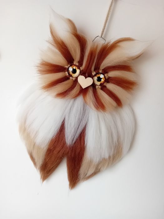 Sowa z wełny czesankowej