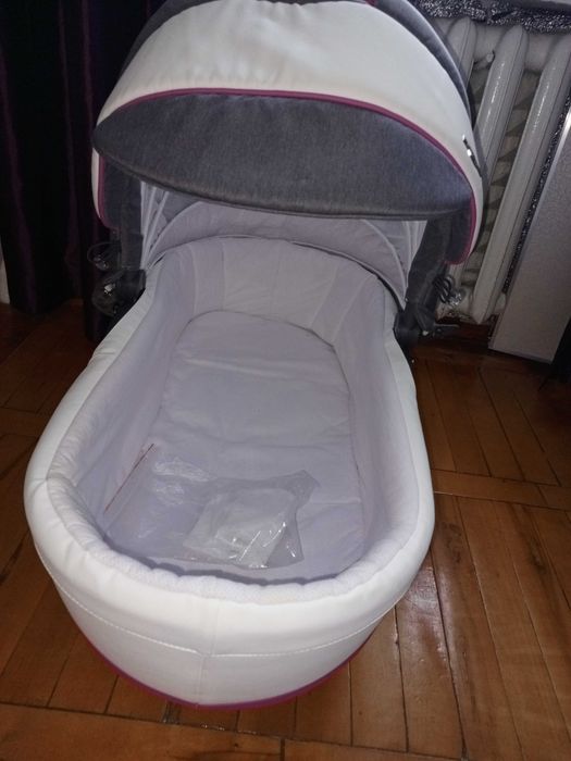 Продам коляску 2в1
