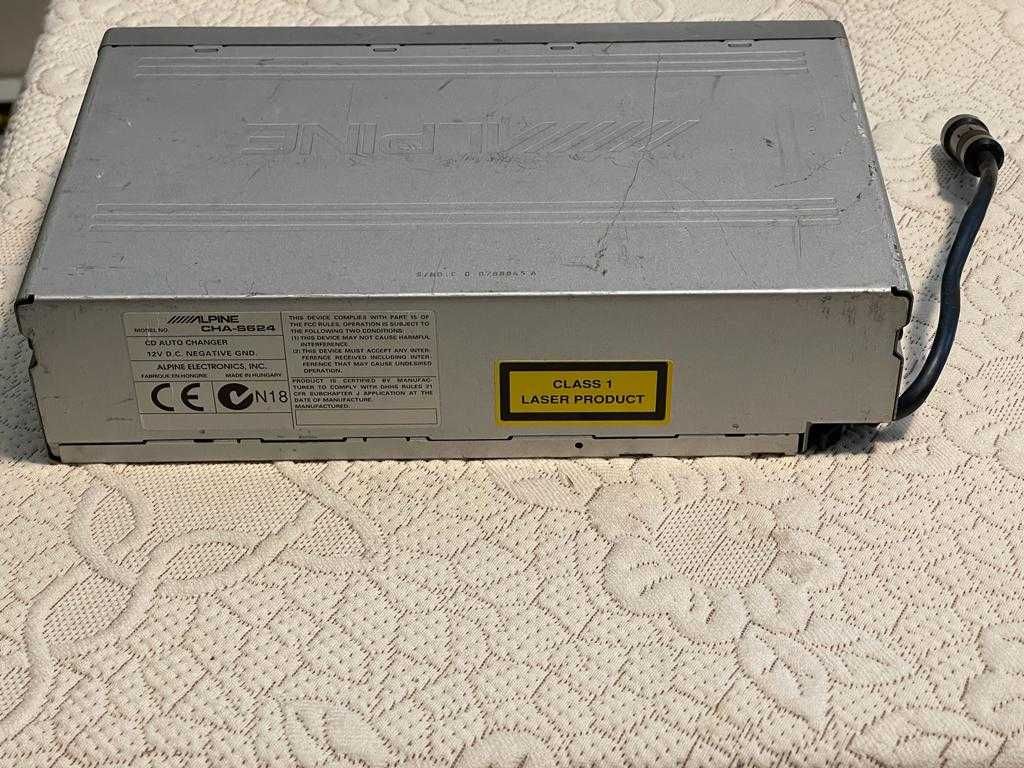 Alpine CHA-S624 Compact Disc Changer