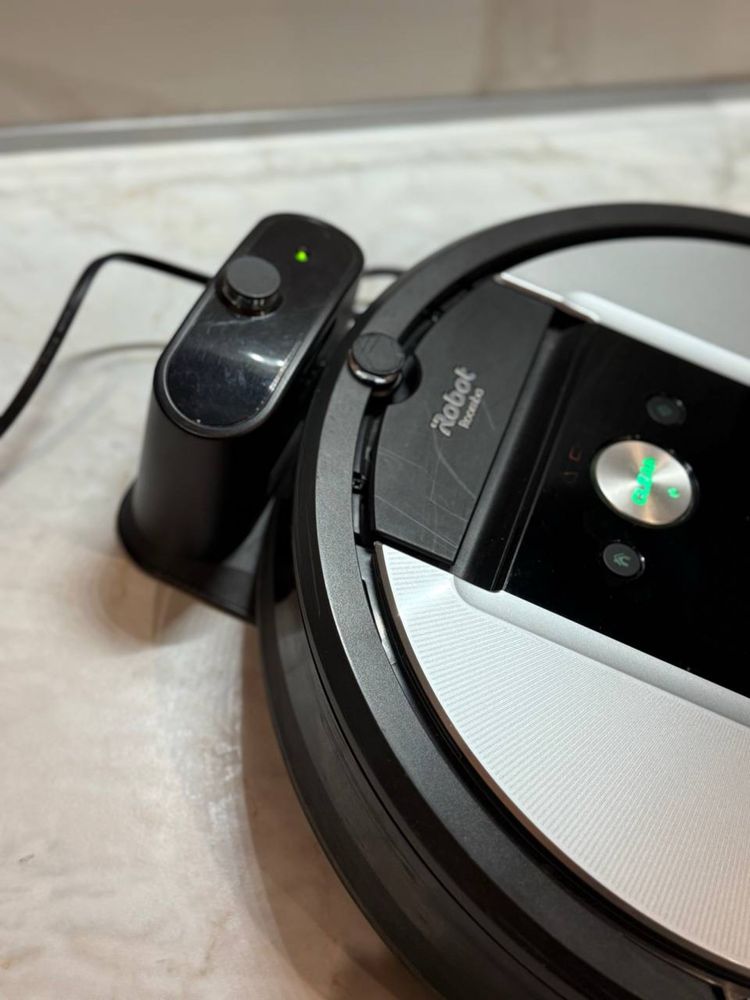 Робот-Пилосос IRobot Roomba 965 (DT)