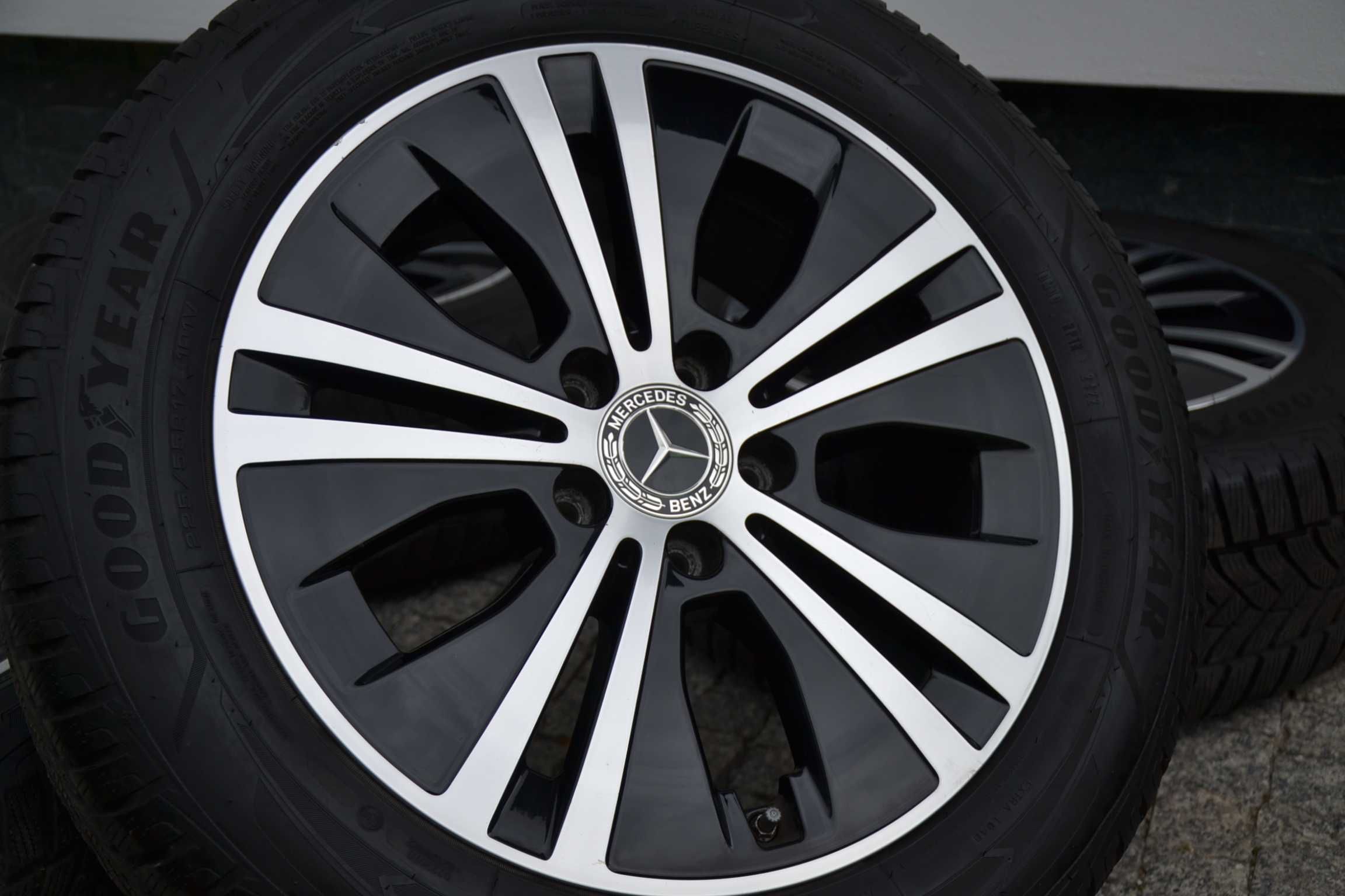 Mercedes Vito Viano V-klasa W447 Zima Oryginał Goodyear 101V
