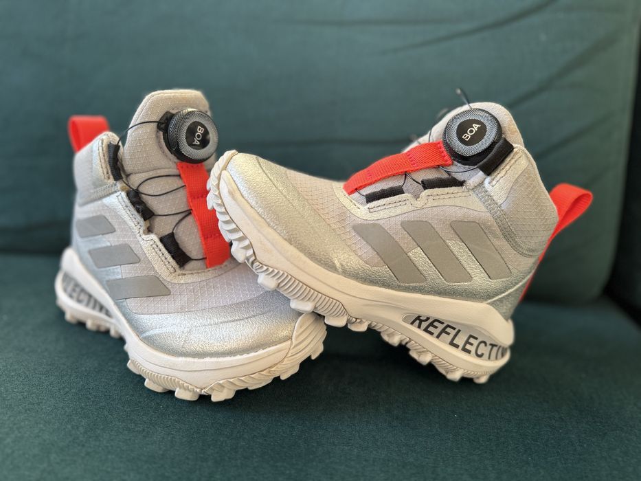 Buty Adidas wkladka  16,5cm/ roz. 28 zimowe